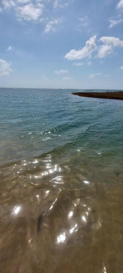 Apartamento Em Guarajuba 200M Da Praia Camaçari Esterno foto